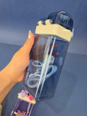 قمقمه کودک نیدار فانتزی نشکن اورجینال | ظرفیت ۵۰۰ml + بدنه BPA Free + ۲ درب (نیدار و آساننوش) + بند رودوشی | طرح خرگوش خوابآلود